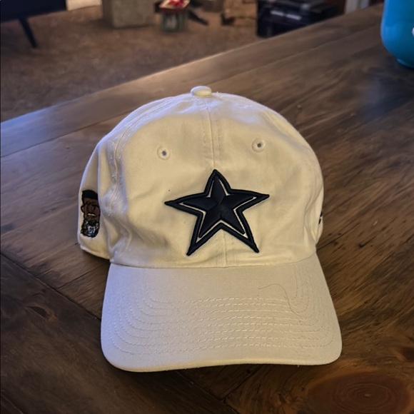 NFL White and Blue Hat - Picture 1 of 3